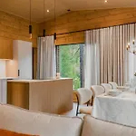 Aurora B Luxury *