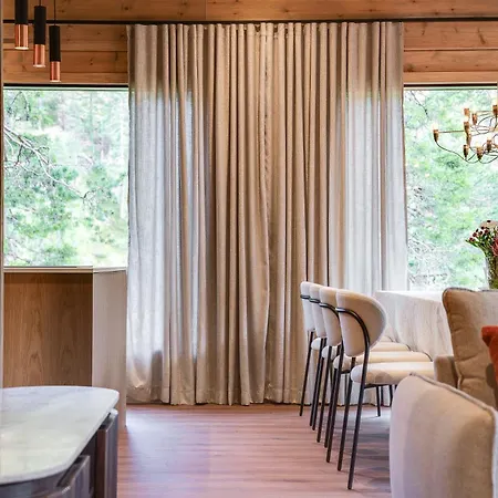 Aurora B Luxury Villa