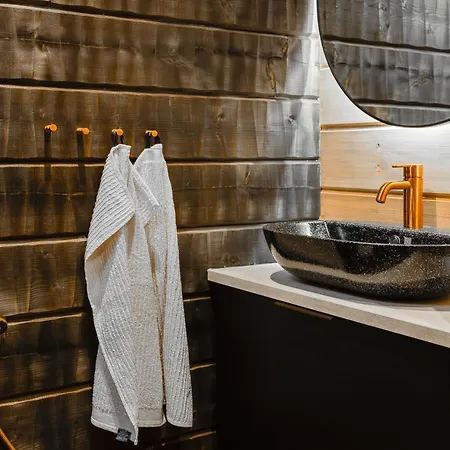 Aurora B Luxury Ruka