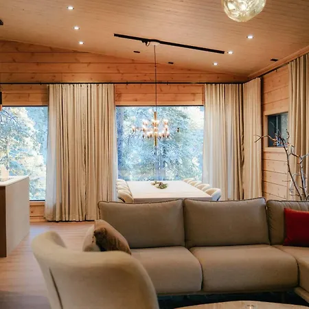 Aurora B Luxury